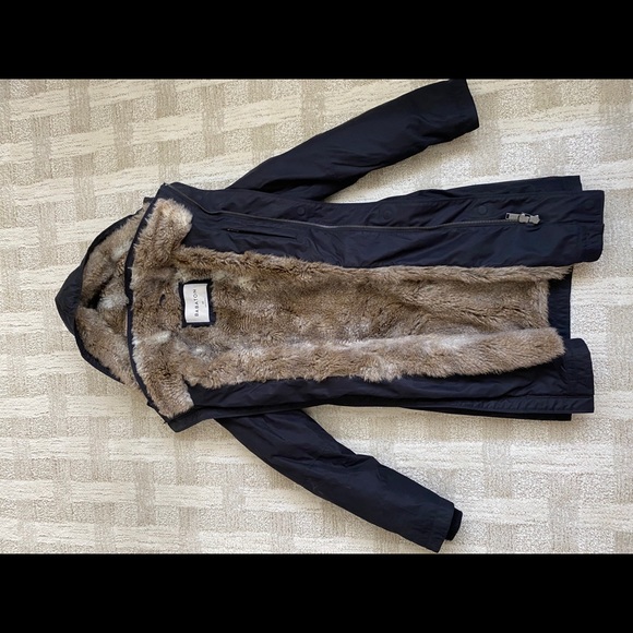 Oskar Parka by Babaton. Purchased from Aritzia - Picture 7 of 7